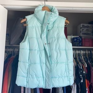 Old Navy zip up puffer vest